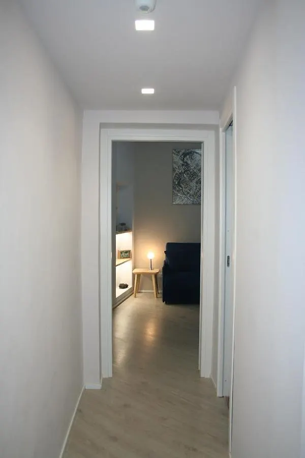 Valina Apartments Catania 0*,  Italia